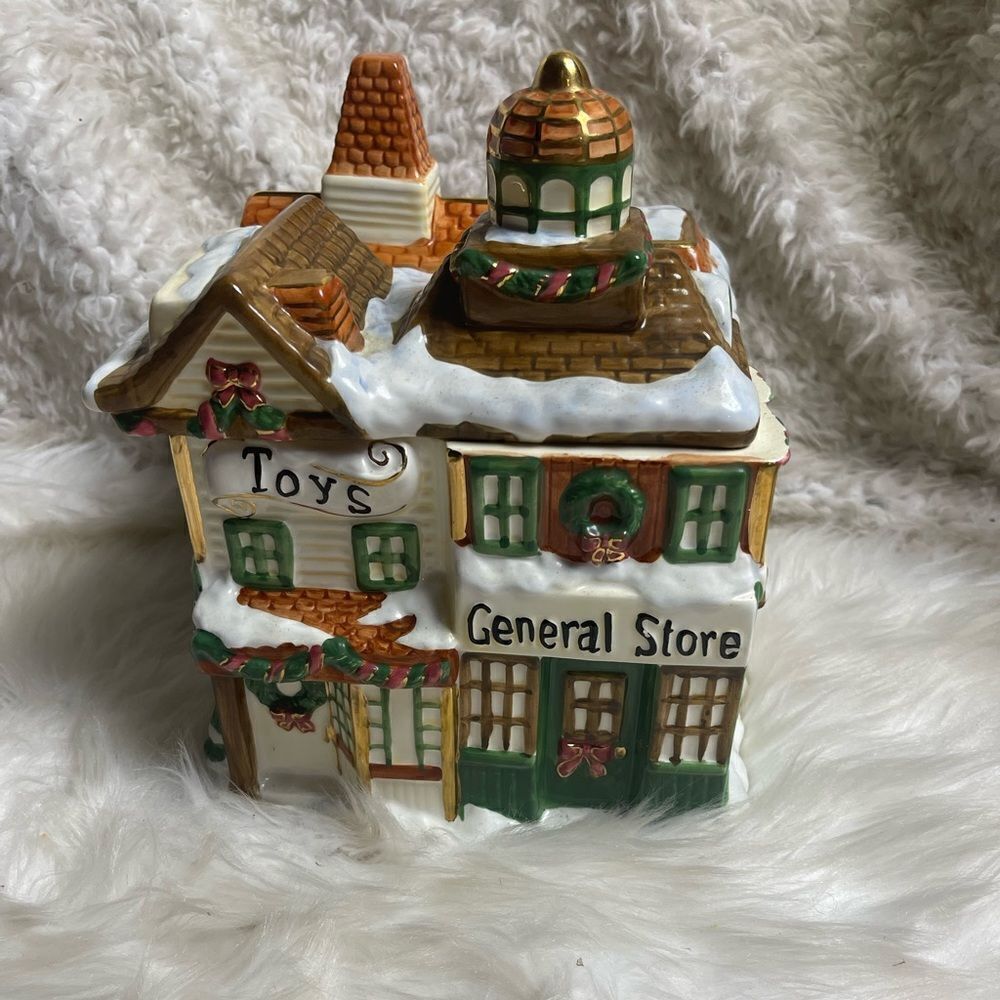 Charter Club Winter Garland "Christmas Town" Cookie Jar 2001 Toy Shop Village